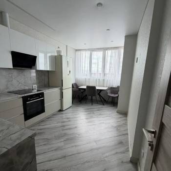 Продается 2-х комнатная квартира, 42 м²