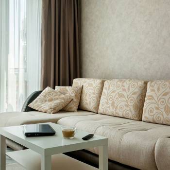 Продается 1-комнатная квартира, 45 м²