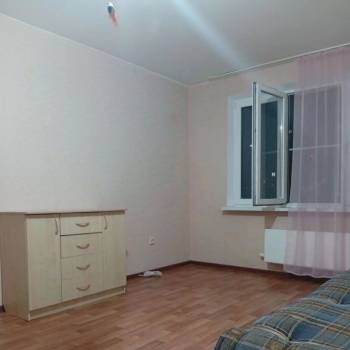 Сдается 2-х комнатная квартира, 65 м²