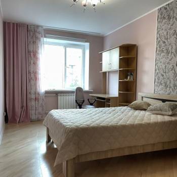 Продается 3-х комнатная квартира, 80 м²