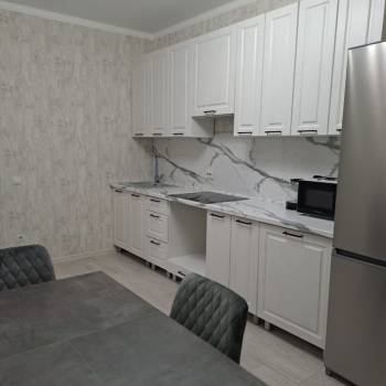 Сдается 2-х комнатная квартира, 74 м²