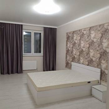 Сдается 2-х комнатная квартира, 74 м²