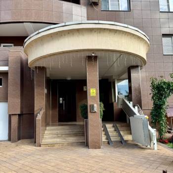 Продается Многокомнатная квартира, 168 м²