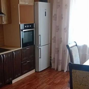 Сдается Многокомнатная квартира, 79 м²