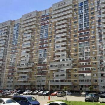 Сдается 1-комнатная квартира, 39 м²