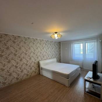 Сдается 2-х комнатная квартира, 60 м²