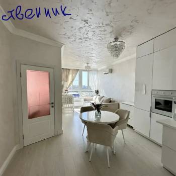 Продается 1-комнатная квартира, 35 м²