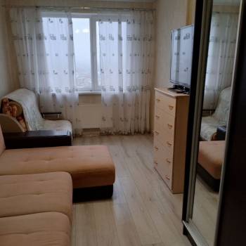 Продается 1-комнатная квартира, 37,7 м²