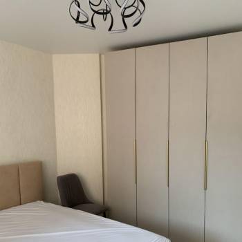 Сдается 2-х комнатная квартира, 75 м²