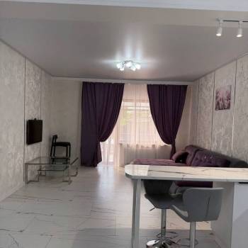 Сдается 2-х комнатная квартира, 70 м²