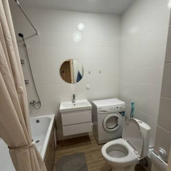 Сдается 1-комнатная квартира, 37 м²