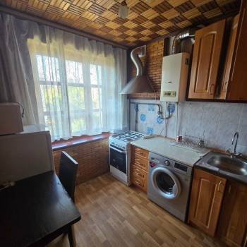 Сдается 1-комнатная квартира, 35 м²