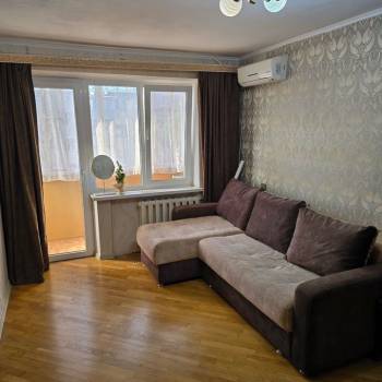 Сдается 1-комнатная квартира, 35 м²