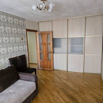 Сдается 1-комнатная квартира, 35 м²