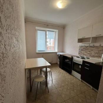 Сдается 2-х комнатная квартира, 42 м²