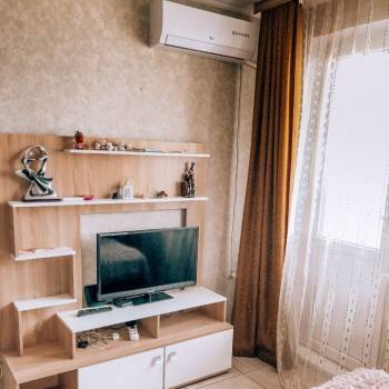 Продается 1-комнатная квартира, 42,2 м²