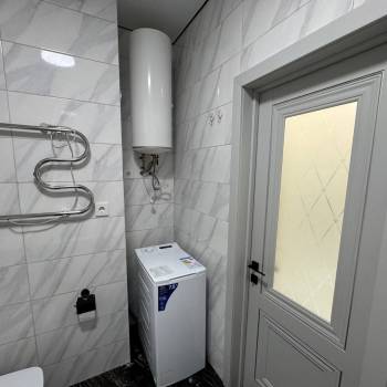 Сдается 1-комнатная квартира, 51 м²