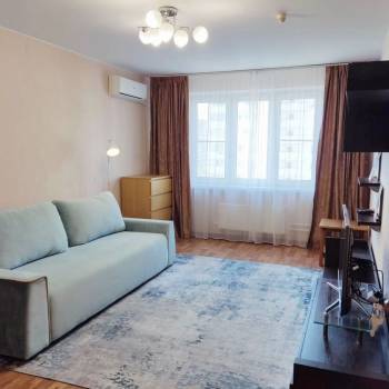 Сдается 2-х комнатная квартира, 65 м²