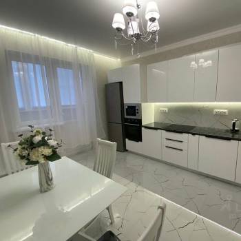 Сдается 2-х комнатная квартира, 73 м²
