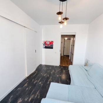Продается 1-комнатная квартира, 34 м²