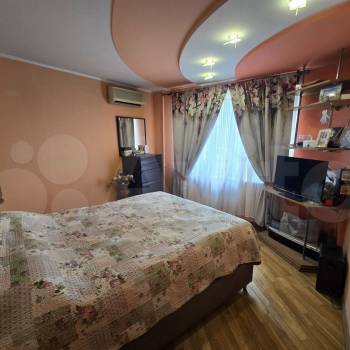 Продается Многокомнатная квартира, 96,4 м²