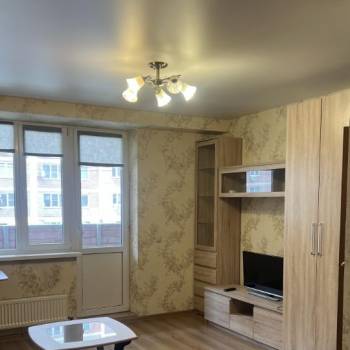 Сдается 1-комнатная квартира, 40 м²