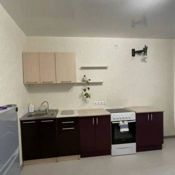 Сдается 1-комнатная квартира, 40 м²