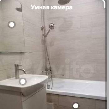 Продается 1-комнатная квартира, 38 м²