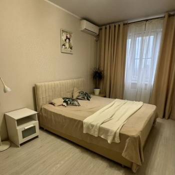 Продается 1-комнатная квартира, 41 м²