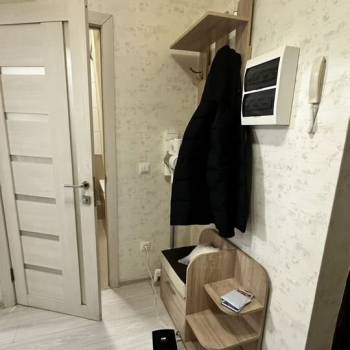 Продается 1-комнатная квартира, 41 м²