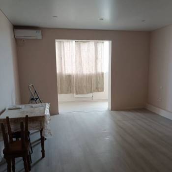 Продается 1-комнатная квартира, 36 м²