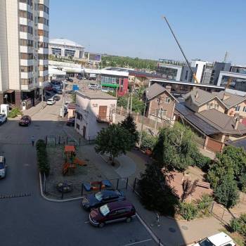 Продается 1-комнатная квартира, 36 м²
