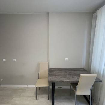 Продается 1-комнатная квартира, 37 м²