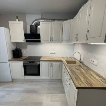 Продается 1-комнатная квартира, 37 м²