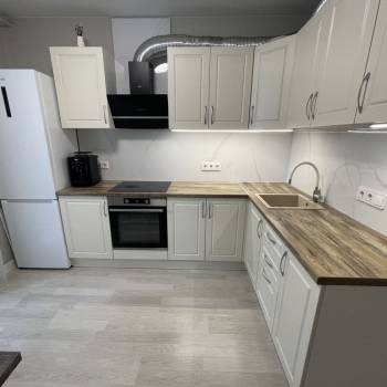 Продается 1-комнатная квартира, 37 м²