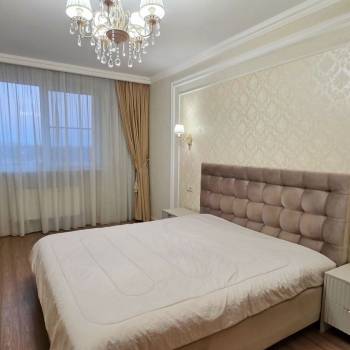 Сдается 1-комнатная квартира, 53,3 м²