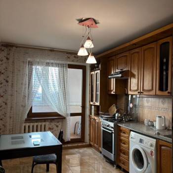 Сдается Многокомнатная квартира, 80 м²