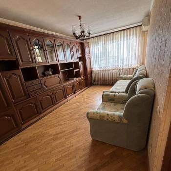 Сдается Многокомнатная квартира, 80 м²