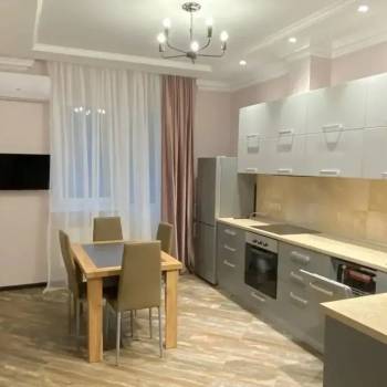 Сдается 2-х комнатная квартира, 71 м²