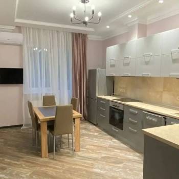 Сдается 2-х комнатная квартира, 71 м²