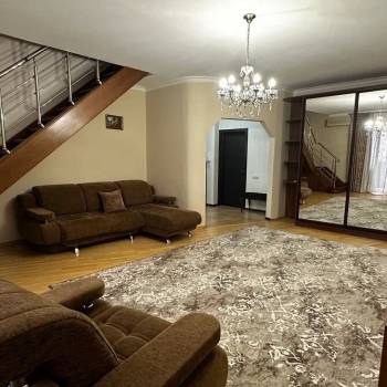 Сдается Многокомнатная квартира, 120 м²