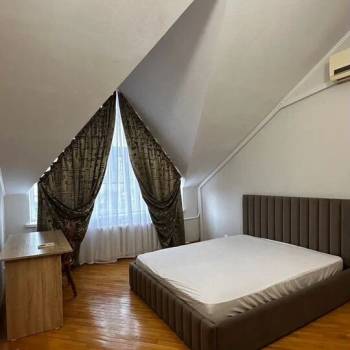 Сдается Многокомнатная квартира, 120 м²
