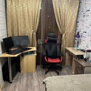 Продается Многокомнатная квартира, 74,9 м²