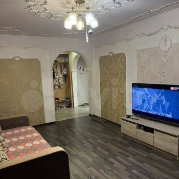 Продается Многокомнатная квартира, 74,9 м²