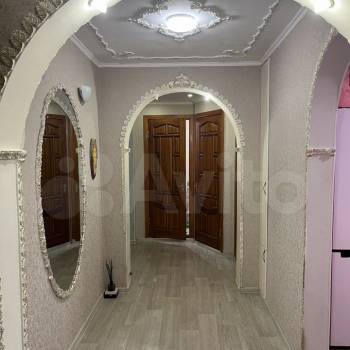 Продается Многокомнатная квартира, 74,9 м²