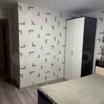 Продается Многокомнатная квартира, 74,9 м²