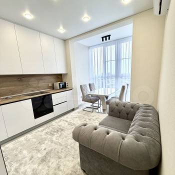 Сдается 1-комнатная квартира, 58 м²