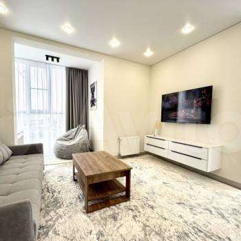 Сдается 1-комнатная квартира, 58 м²