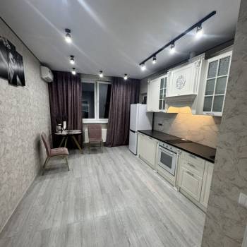 Сдается 2-х комнатная квартира, 53 м²