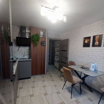 Продается 2-х комнатная квартира, 57 м²